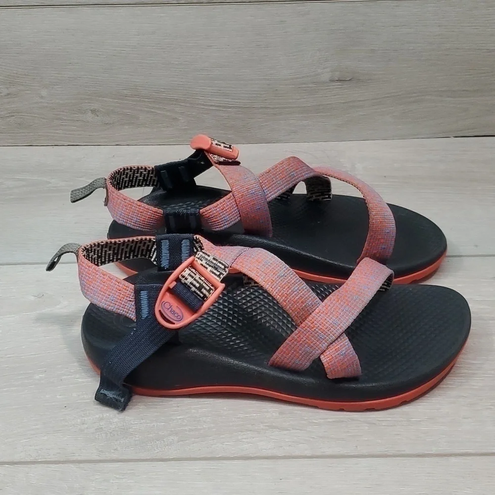 Chaco Youth Big Girl Outdoor Hiking Sandals Flats shoes sz 4
